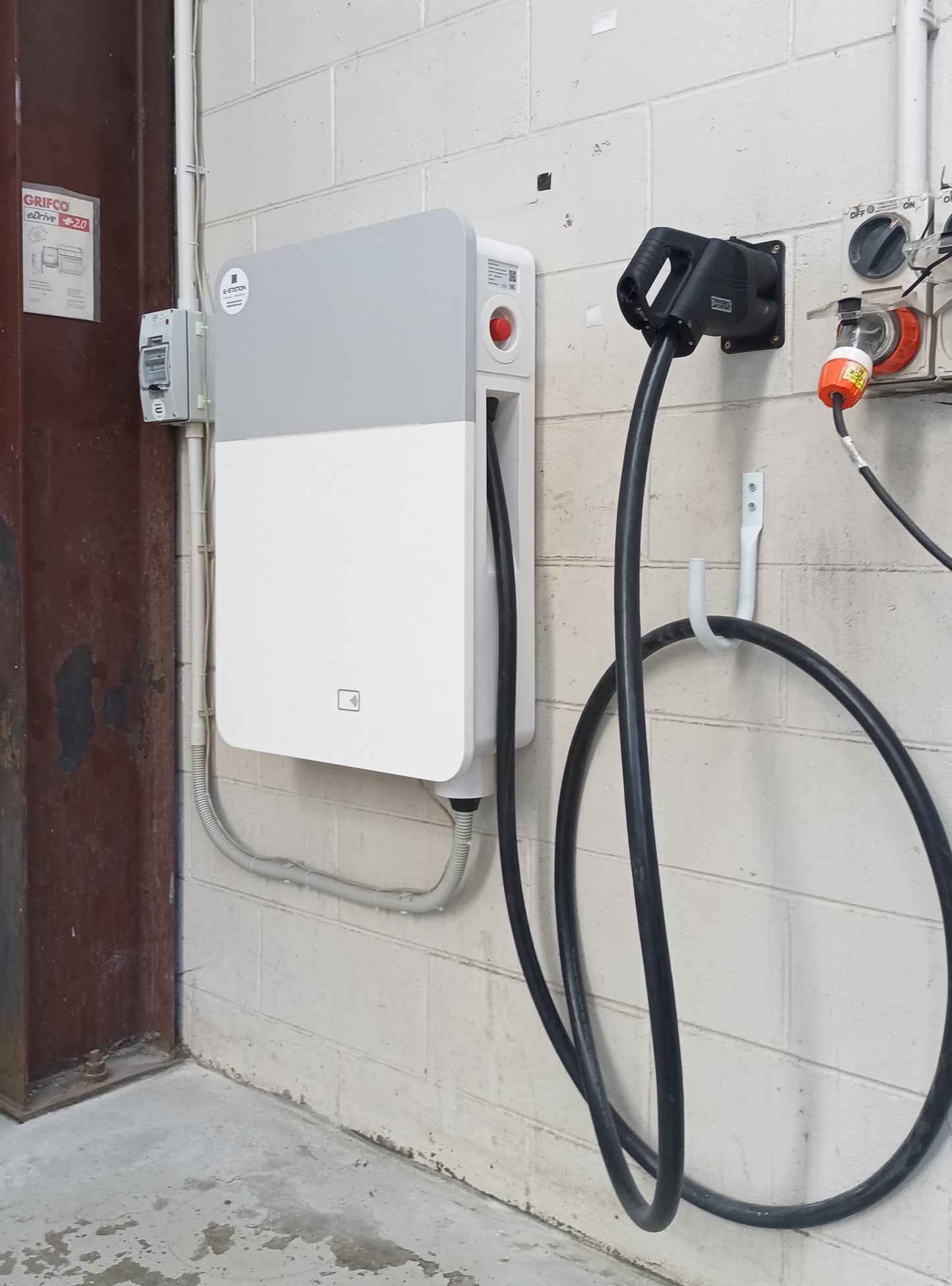 Denka (20-40kW DC) - EV Fast Charger